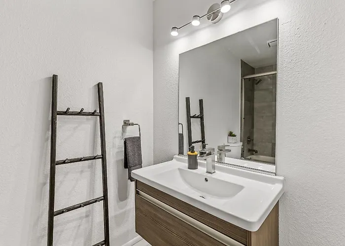 Trendy 3br In Sedona: Hot Tub/fire-pit /central Location Ferienhaus *